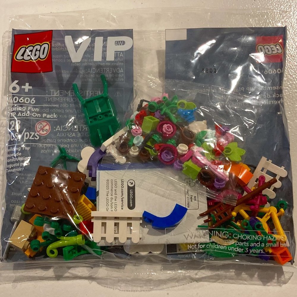 NWT LEGO VIP Spring Fun Add-On Pack